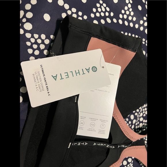 Athleta Other - Athleta sports bra nwt black with tan accents